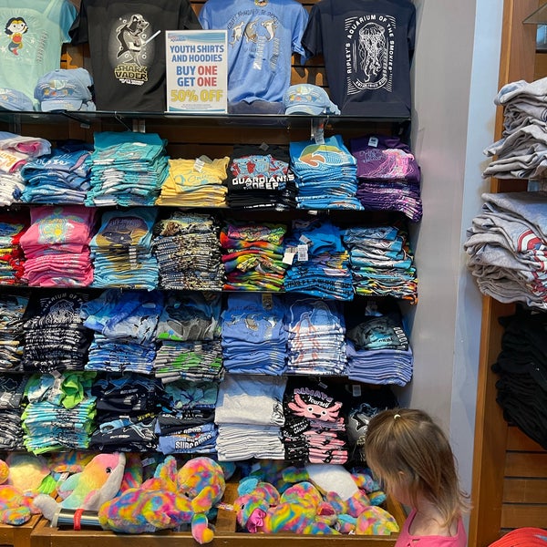 Ripley's Aquarium Cargo Hold Gift Shop Gift Store in Gatlinburg