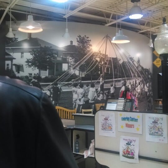 Woodlake Market Grocery Store in Kohler