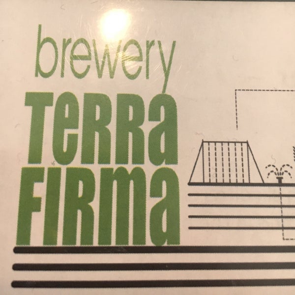 Foto tirada no(a) Brewery Terra Firma por Carol C. em 8/17/2018