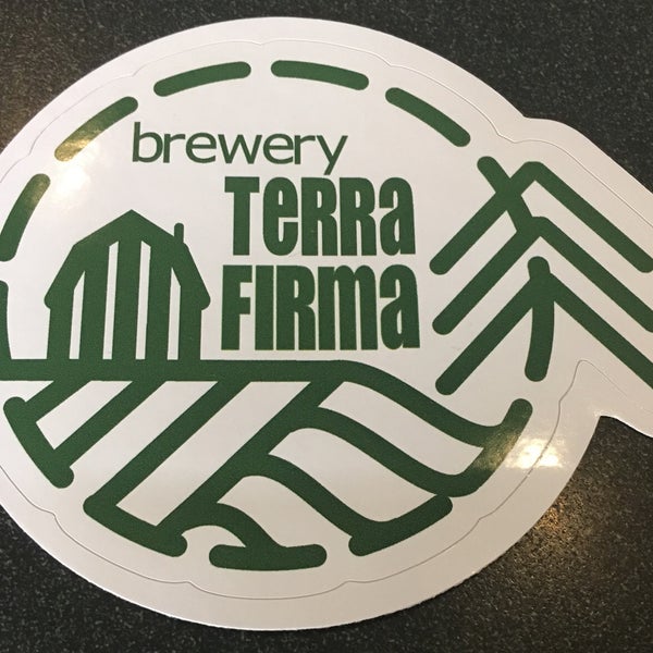 Foto tirada no(a) Brewery Terra Firma por Carol C. em 8/17/2018