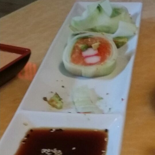 Photo taken at Haiku Sushi Steakhouse by Jessica N. on 4/28/2014