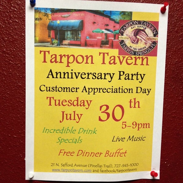 Foto tomada en Tarpon Tavern  por PROEDGEBIKER .. el 7/28/2013