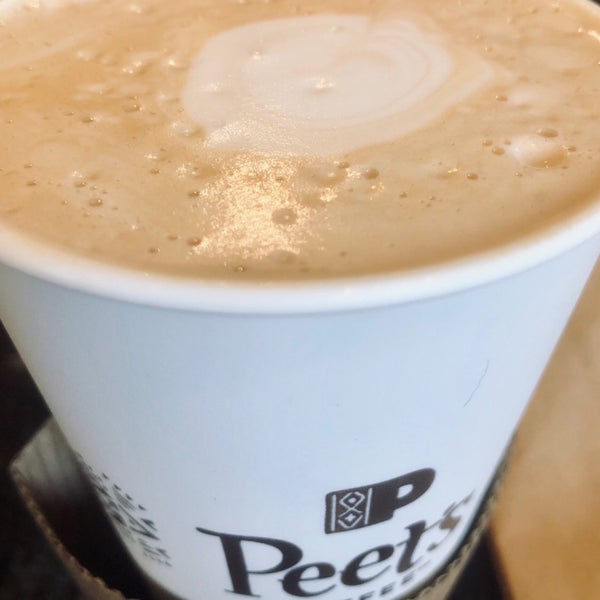 Photo taken at Peet&#39;s Coffee &amp; Tea by Pamela R. on 3/8/2019