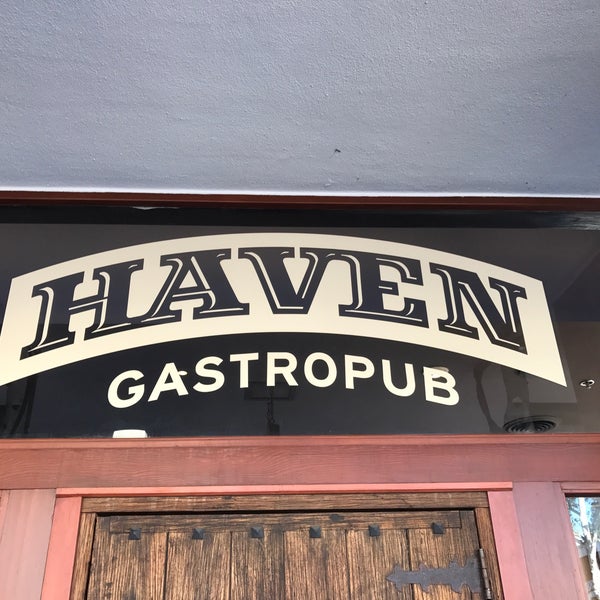 7/30/2017 tarihinde Pamela R.ziyaretçi tarafından Haven Gastropub'de çekilen fotoğraf