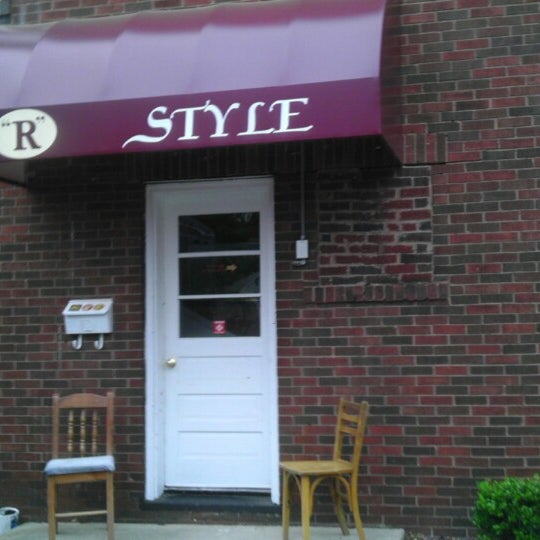 "R" Style Furniture Boutique Altoona, PA