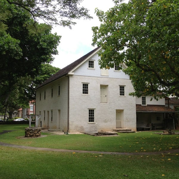 Photo taken at Hawaiian Mission Houses Historic Site and Archives by Peter T Y. on 9/3/2013