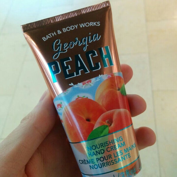 Bath & Body Works City Centre 3 tips from 196 visitors