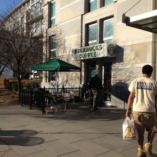 Starbucks Coffee Shop in Foggy Bottom