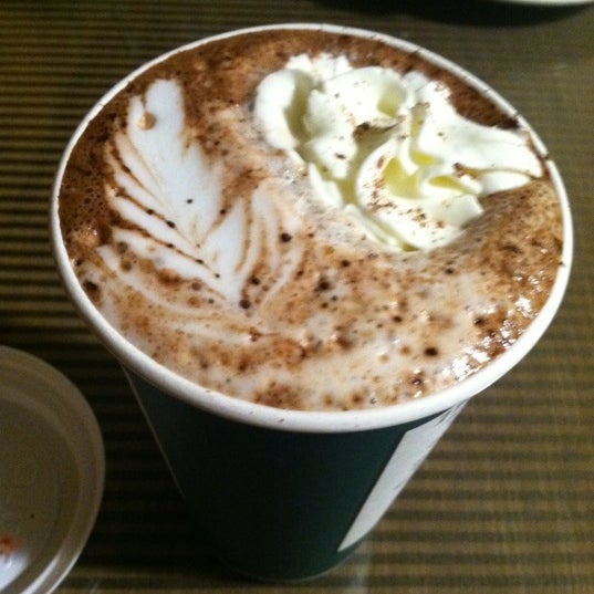 12/6/2012にmarilyn m.がUncommon Grounds Coffee &amp; Teaで撮った写真