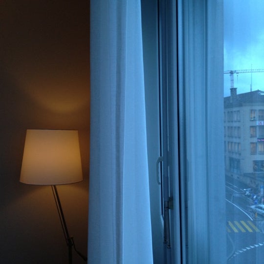 12/5/2012 tarihinde @StratosAthensziyaretçi tarafından Hotel Continental'de çekilen fotoğraf