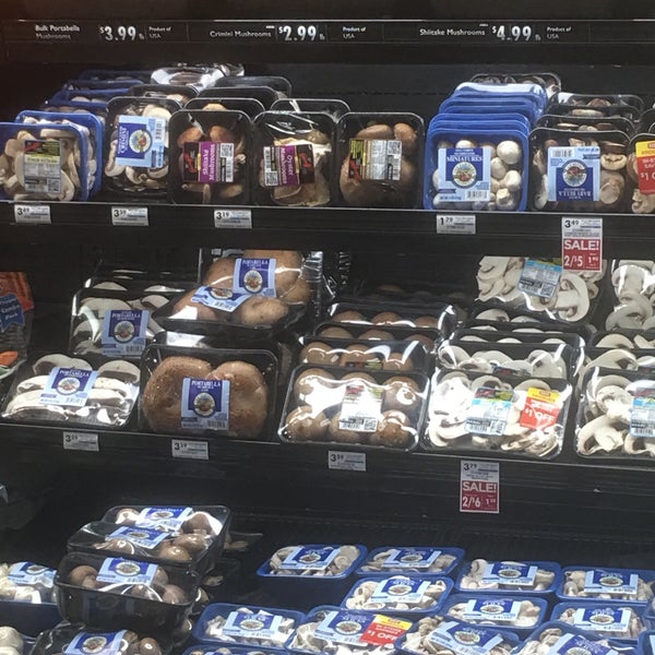 Giant Eagle Supermarket Amherst, OH