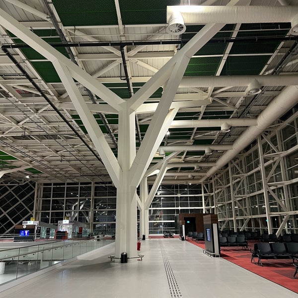 Foto tomada en Aeropuerto Ercan (ECN)  por Şükrü Volkan Ç. el 4/20/2024