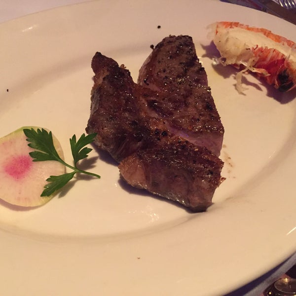 Photo taken at Greystone Steakhouse by Walen N. on 4/8/2016