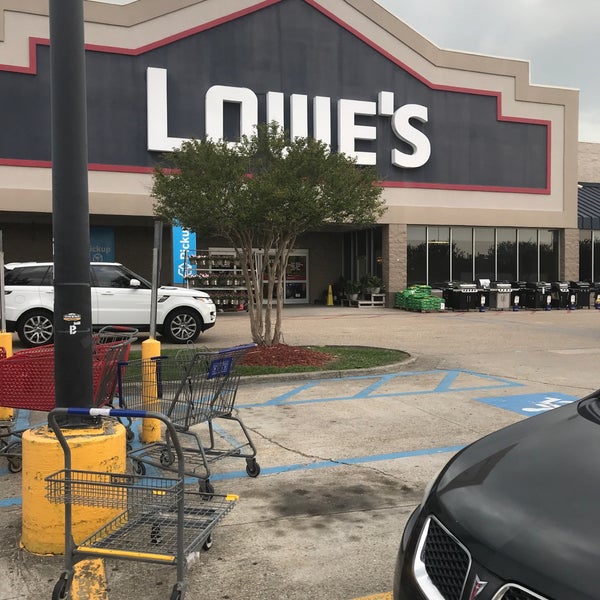 Lowe's Home Improvement Hardware Store in South Baton Rouge