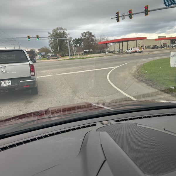 Livonia Maringouin, LA