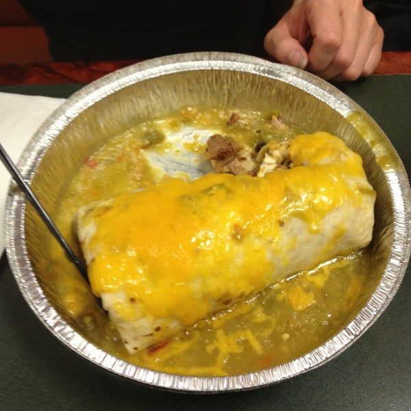 Foto diambil di Carlito&#39;s Burritos oleh John W. pada 1/4/2013