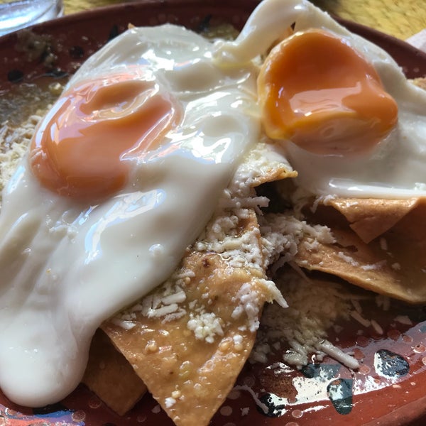 รูปภาพถ่ายที่ Restaurante Chile, Maíz y Frijol โดย Jose L. เมื่อ 2/4/2018