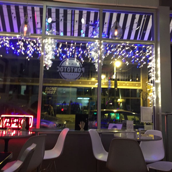 12/27/2014에 edisonv 😜님이 Cafe Pontotoc에서 찍은 사진
