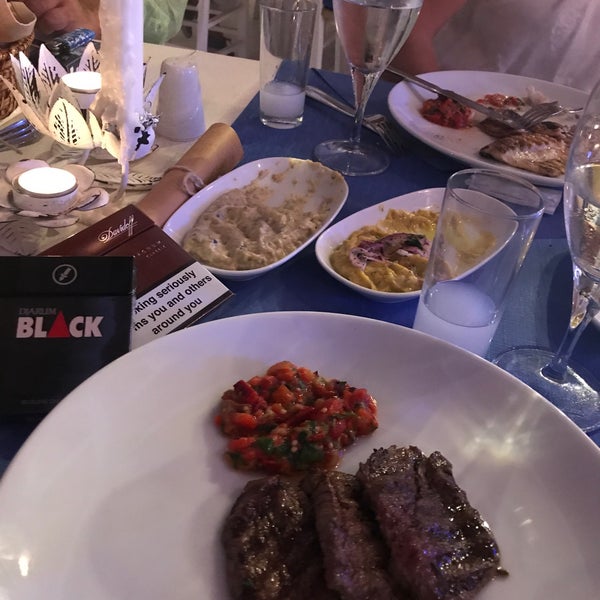 Foto tirada no(a) Elani Beach Restaurant por inci em 12/22/2020