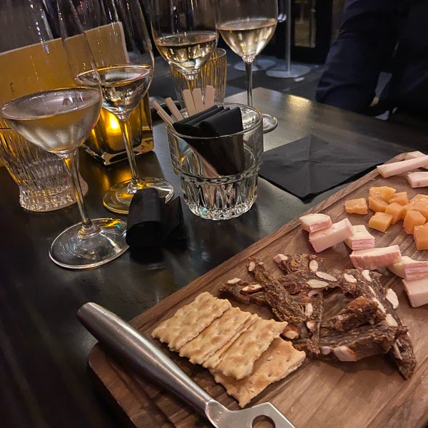 Bubbles & Wines Wine Bar in Amsterdam