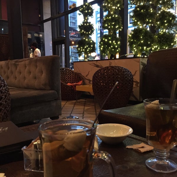3/24/2015 tarihinde Mohammed A.ziyaretçi tarafından Pasha Lounge'de çekilen fotoğraf