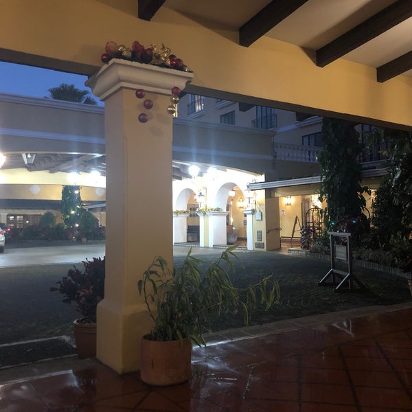 Foto diambil di Costa Rica Marriott Hotel Hacienda Belén oleh Alejandro L pada 12/10/2020