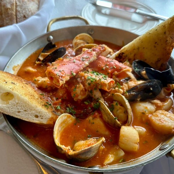 Delicious Seafood Cioppino! The Wedge Salad was fantastic!  Great service with a nice view of the water. Glad we were pulled in here for a lovely Old Fisherman’s Wharf Monterey experience