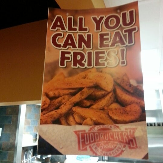 Photo taken at Fuddruckers by Andrew S. on 11/25/2012