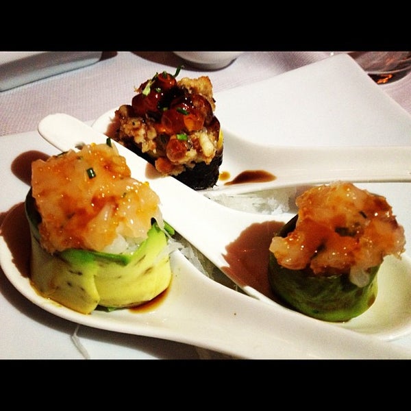12/4/2012 tarihinde Francesca S.ziyaretçi tarafından Bento Sushi Restaurant'de çekilen fotoğraf