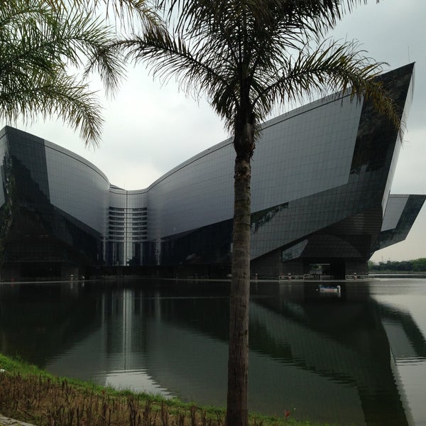 Guangdong science center. Guangdong science center