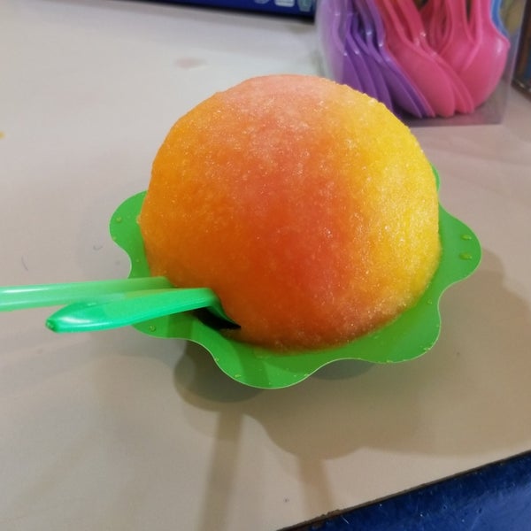 Photo taken at Scandinavian Shave Ice by Riane . on 12/4/2018