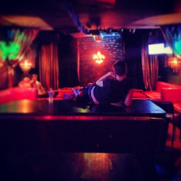 2/24/2013 tarihinde Ryan M.ziyaretçi tarafından Barracuda Bar'de çekilen fotoğraf