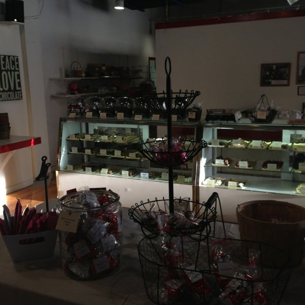 South's Finest Chocolate Factory Downtown Knoxville 1 tip from 209