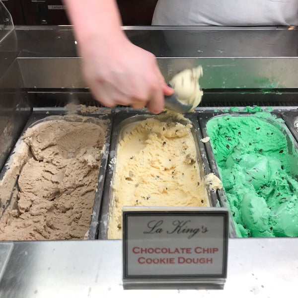 Photo taken at La King&#39;s Confectionery by Kirby T. on 3/14/2018
