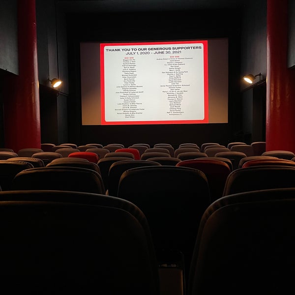 Foto diambil di Film Forum oleh Amy B. pada 1/31/2022