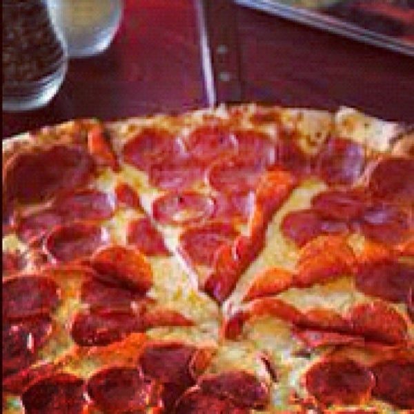 Nello�s Pizza (Now Closed) 1806 E Southern Ave