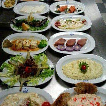 4/28/2016 tarihinde Ata Balık Restaurantziyaretçi tarafından Ata Balık Restaurant'de çekilen fotoğraf