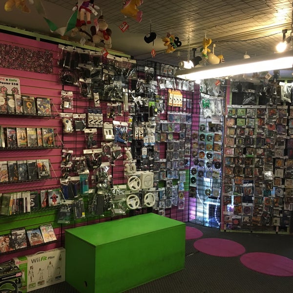 Photos at Pink Gorilla International District 601 S King St