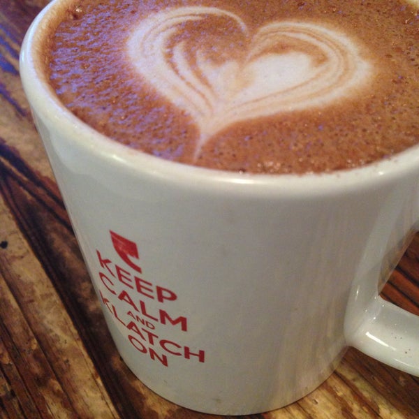 1/8/2015 tarihinde Liset M.ziyaretçi tarafından Klatch Coffee'de çekilen fotoğraf
