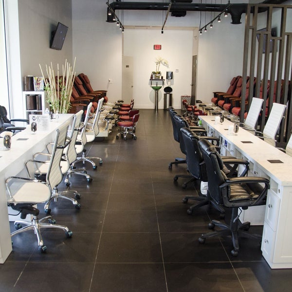 Tipsy Salon & Spa Jupiter Jupiter, FL