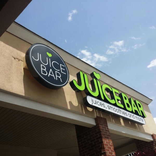 Photo prise au Juice Bar Huntsville par Robyn le4/29/2014