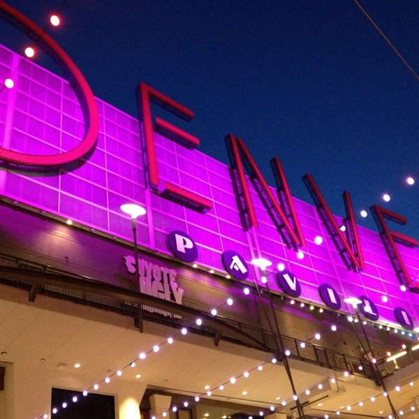 Denver Pavilions Shopping Mall In Central Business District