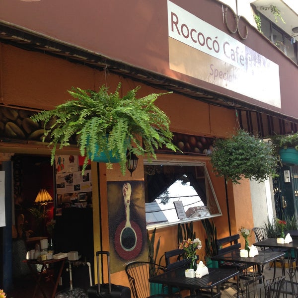 Photo taken at Rococó Café Espresso by Aquiles G. on 7/3/2013