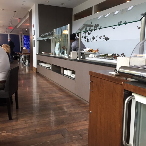 Photos at British Airways Galleries Club Lounge / First Lounge