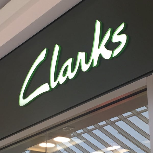 clarks shoes galleria mall
