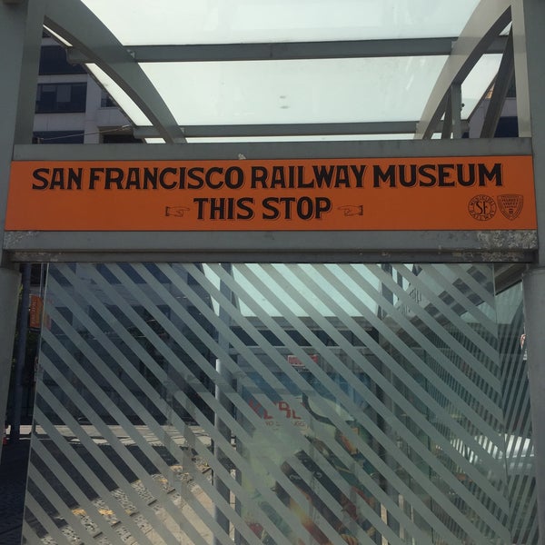Foto diambil di San Francisco Railway Museum oleh Sean R. pada 9/4/2016