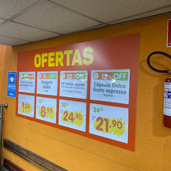 รูปภาพถ่ายที่ Sonda Supermercados โดย Rafael C. เมื่อ 7/16/2021