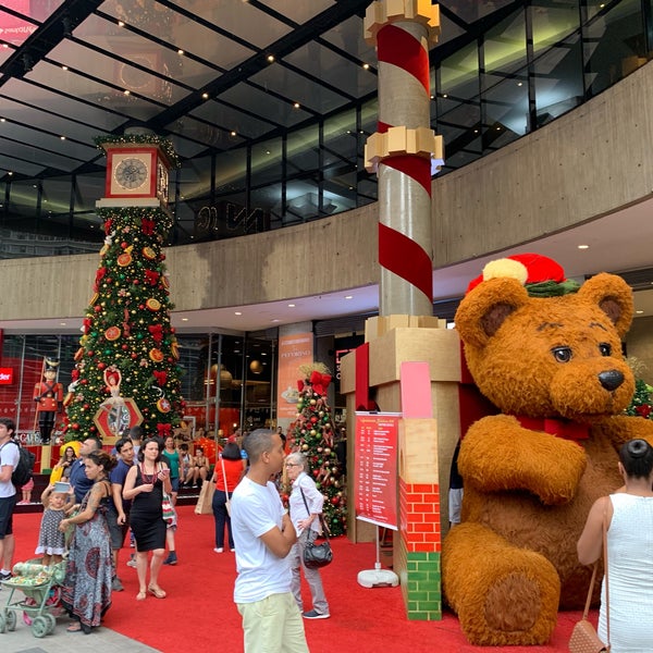 12/15/2018 tarihinde Rafael C.ziyaretçi tarafından Shopping Center 3'de çekilen fotoğraf
