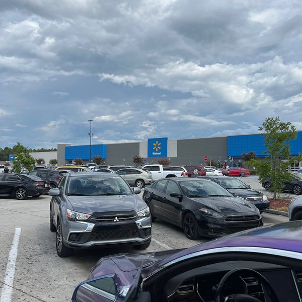 Foto de Walmart, Kissimmee: Um dos melhores Walmart que há em Orlando/Kissimmee!  Mais novo e com um clima mais americano. Perfeito! - Tripadvisor