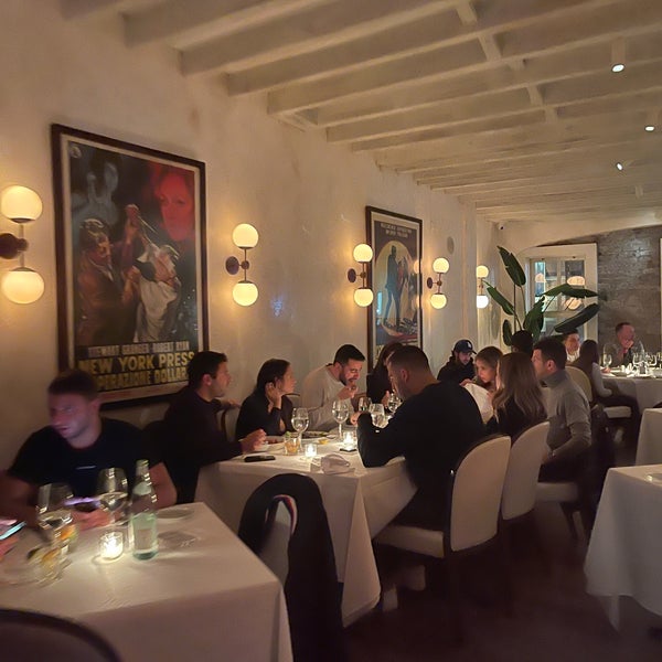 Foto tirada no(a) MAMO Restaurant por .. NMR em 2/13/2022